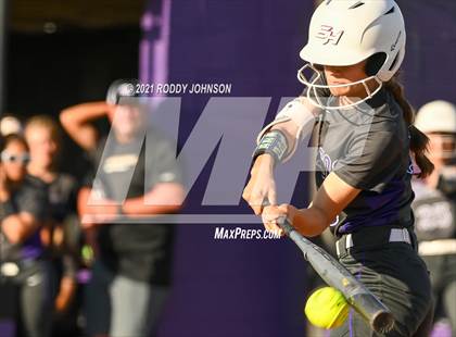 Thumbnail 2 in Sam Houston @ South Beauregard photogallery.