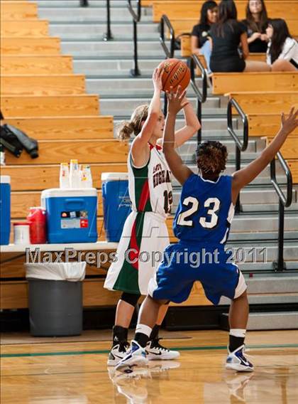 Thumbnail 1 in North Crowley vs The Woodlands (McDonald's Texas Invitational) photogallery.