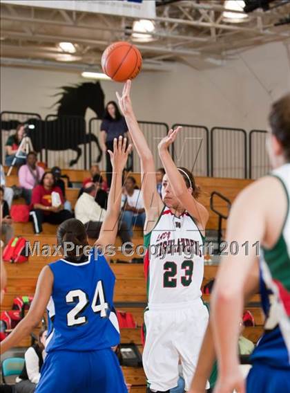 Thumbnail 2 in North Crowley vs The Woodlands (McDonald's Texas Invitational) photogallery.