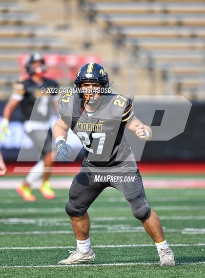 Thumbnail 2 in Rumson-Fair Haven vs Toms River North (Rumble on the Raritan) photogallery.