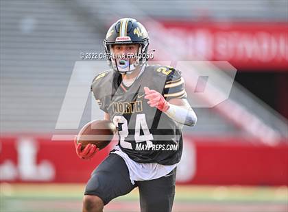 Thumbnail 3 in Rumson-Fair Haven vs Toms River North (Rumble on the Raritan) photogallery.