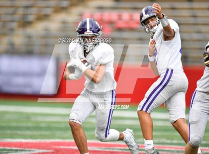 Thumbnail 2 in Rumson-Fair Haven vs Toms River North (Rumble on the Raritan) photogallery.