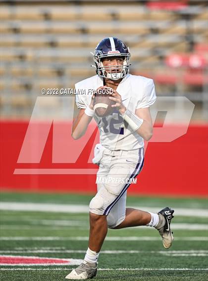 Thumbnail 2 in Rumson-Fair Haven vs Toms River North (Rumble on the Raritan) photogallery.