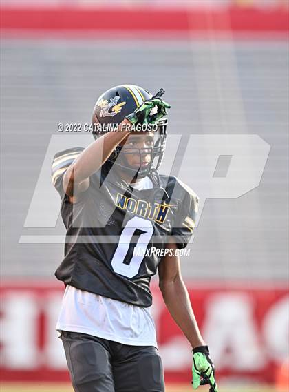Thumbnail 2 in Rumson-Fair Haven vs Toms River North (Rumble on the Raritan) photogallery.