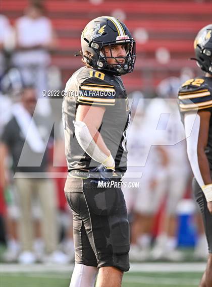 Thumbnail 2 in Rumson-Fair Haven vs Toms River North (Rumble on the Raritan) photogallery.