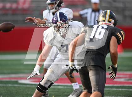 Thumbnail 2 in Rumson-Fair Haven vs Toms River North (Rumble on the Raritan) photogallery.
