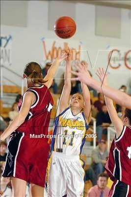 Thumbnail 1 in Woodland Chr. vs Sac. Waldorf (Sec. Semifinal) photogallery.