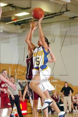 Thumbnail 3 in Woodland Chr. vs Sac. Waldorf (Sec. Semifinal) photogallery.