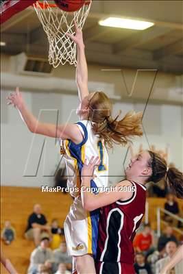 Thumbnail 2 in Woodland Chr. vs Sac. Waldorf (Sec. Semifinal) photogallery.