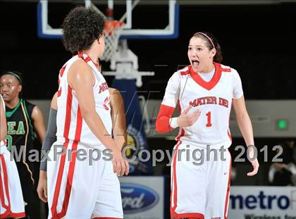 Thumbnail 3 in Brea Olinda vs. Mater Dei (CIF SS D1AA Final) photogallery.