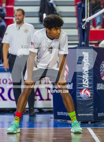 Thumbnail 3 in Regis Groff vs. Pueblo South (CHSAA 4A Semifinal) photogallery.