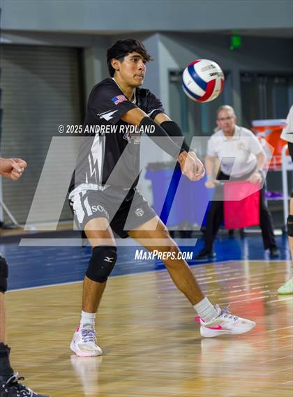 Thumbnail 1 in Regis Groff vs. Pueblo South (CHSAA 4A Semifinal) photogallery.