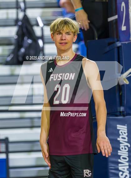 Thumbnail 2 in Regis Groff vs. Pueblo South (CHSAA 4A Semifinal) photogallery.