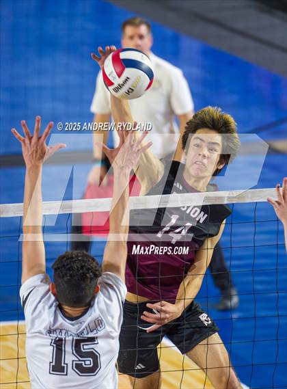 Thumbnail 3 in Regis Groff vs. Pueblo South (CHSAA 4A Semifinal) photogallery.