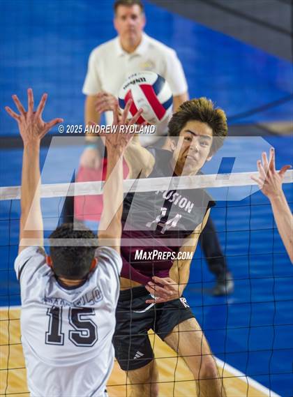 Thumbnail 1 in Regis Groff vs. Pueblo South (CHSAA 4A Semifinal) photogallery.
