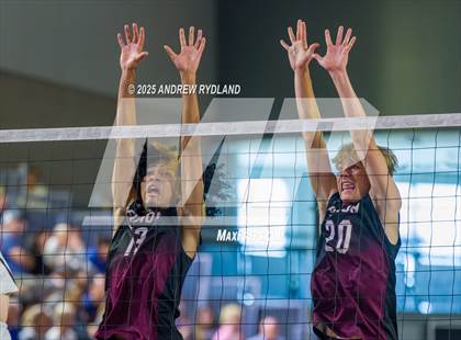 Thumbnail 2 in Regis Groff vs. Pueblo South (CHSAA 4A Semifinal) photogallery.