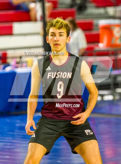 Thumbnail 2 in Regis Groff vs. Pueblo South (CHSAA 4A Semifinal) photogallery.