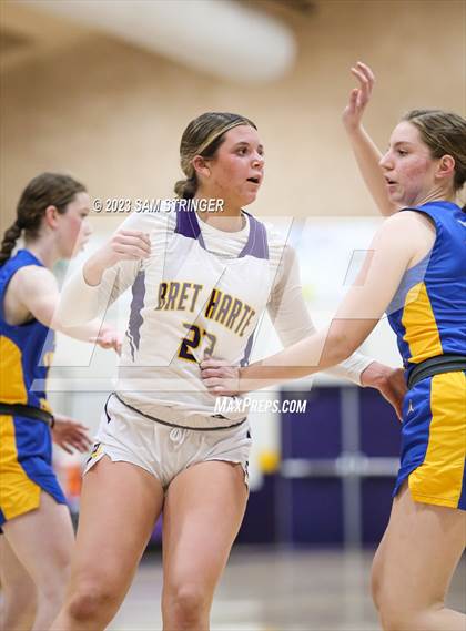Thumbnail 2 in Bret Harte vs. Ripon Christian (CIF SJS D5 Quarterfinal) photogallery.