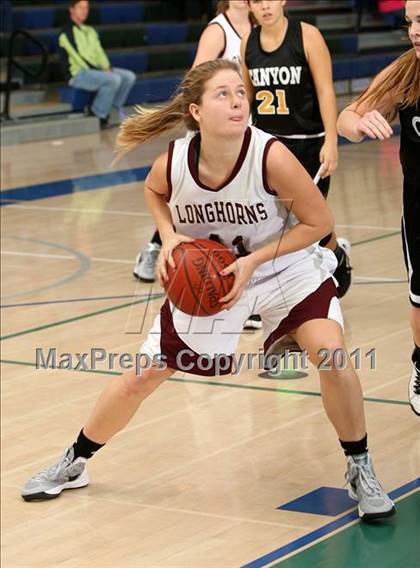 Thumbnail 2 in Canyon vs. Rancho Buena Vista (So Cal Holiday Prep Classic) photogallery.