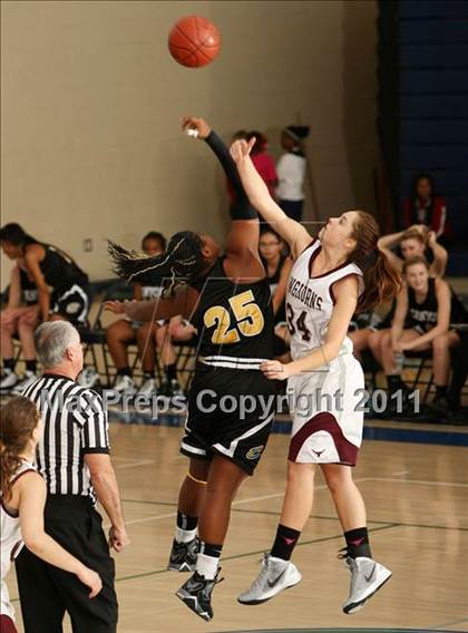 Thumbnail 1 in Canyon vs. Rancho Buena Vista (So Cal Holiday Prep Classic) photogallery.