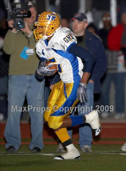 Thumbnail 2 in Grant vs. Rocklin (CIF SJS D2 Playoffs) photogallery.