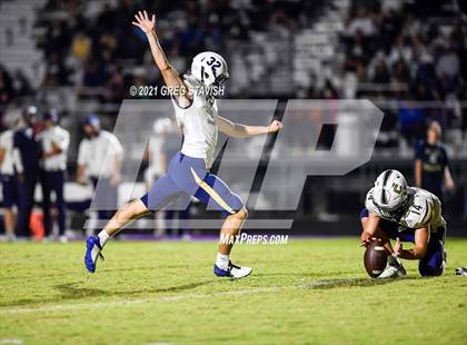 Thumbnail 3 in Cuthbertson @ Porter Ridge photogallery.