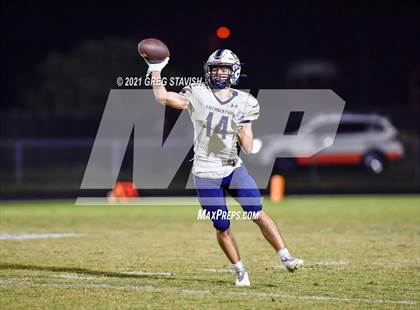 Thumbnail 2 in Cuthbertson @ Porter Ridge photogallery.