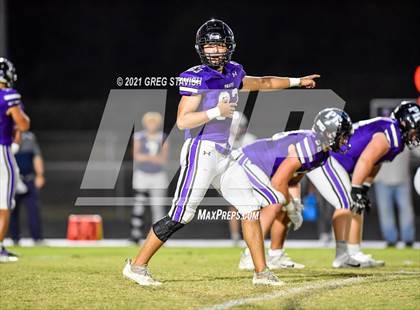 Thumbnail 1 in Cuthbertson @ Porter Ridge photogallery.