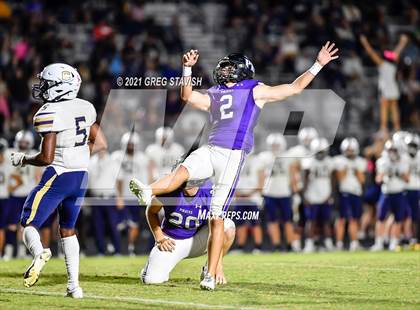 Thumbnail 2 in Cuthbertson @ Porter Ridge photogallery.