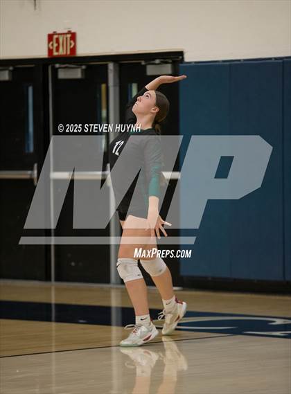 Thumbnail 2 in JV: Putnam @ Canby photogallery.