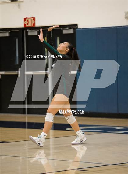 Thumbnail 3 in JV: Putnam @ Canby photogallery.