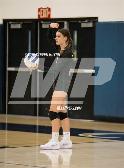 Thumbnail 1 in JV: Putnam @ Canby photogallery.