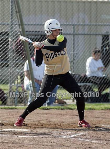 Thumbnail 1 in Pioneer @ Natomas photogallery.