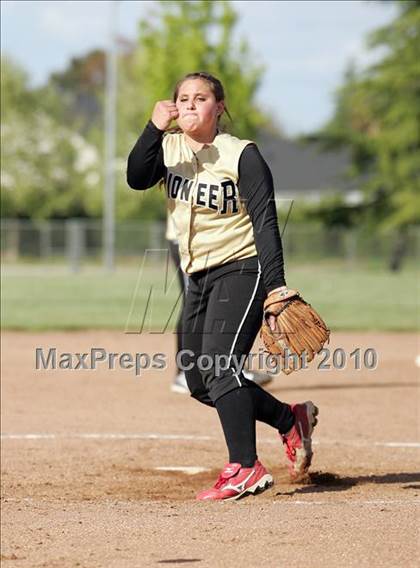 Thumbnail 2 in Pioneer @ Natomas photogallery.
