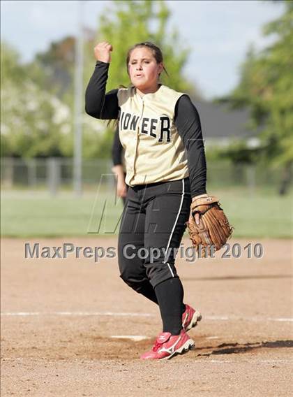 Thumbnail 3 in Pioneer @ Natomas photogallery.