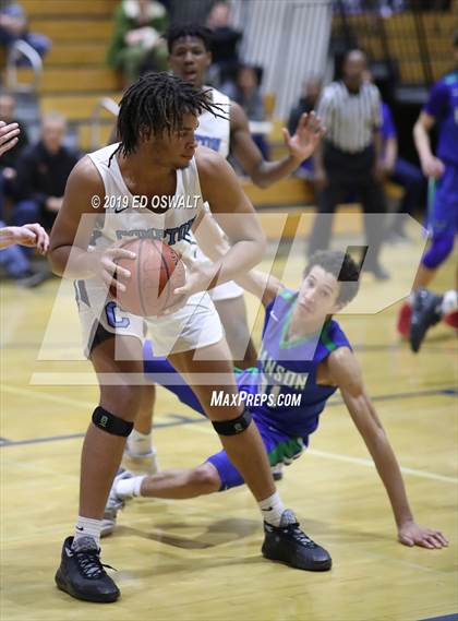 Thumbnail 1 in Branson vs. Compton (Damian Lillard Classic Round 3) photogallery.