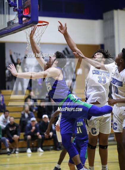 Thumbnail 3 in Branson vs. Compton (Damian Lillard Classic Round 3) photogallery.