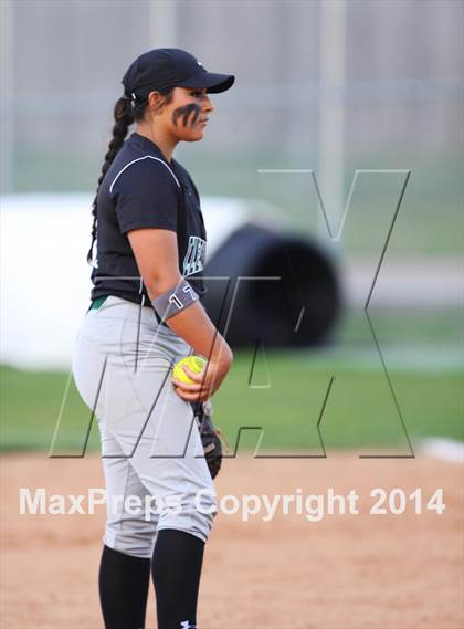 Thumbnail 2 in Clear Falls vs Dickinson photogallery.