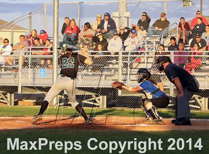 Thumbnail 1 in Clear Falls vs Dickinson photogallery.