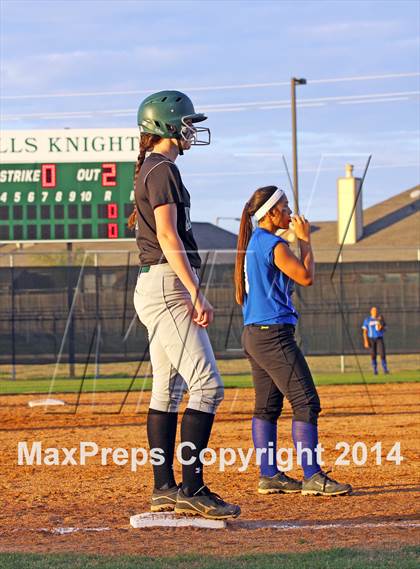 Thumbnail 3 in Clear Falls vs Dickinson photogallery.