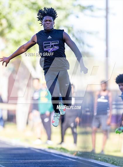 Thumbnail 3 in Coweta Cup photogallery.