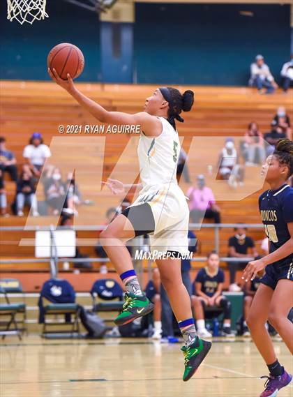 Thumbnail 1 in Vista Murrieta @ Cajon (CIF SS Division 2AA 1st Round) photogallery.