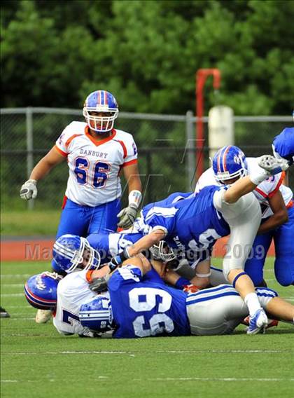 Thumbnail 2 in Danbury @ Darien photogallery.