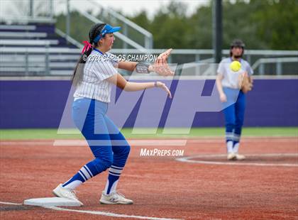 Thumbnail 2 in Copperas Cove vs. Burnet (Liberty Hill Round Robin) photogallery.