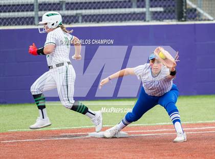Thumbnail 3 in Copperas Cove vs. Burnet (Liberty Hill Round Robin) photogallery.