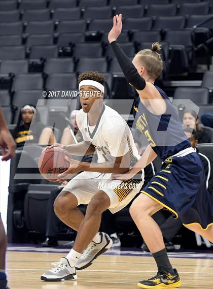 Thumbnail 3 in River City vs. Rio Linda (Golden 1 Center) photogallery.