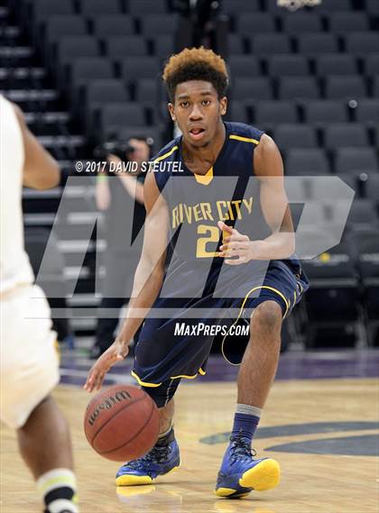 Thumbnail 3 in River City vs. Rio Linda (Golden 1 Center) photogallery.