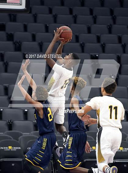 Thumbnail 3 in River City vs. Rio Linda (Golden 1 Center) photogallery.