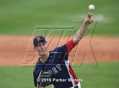 Thumbnail 2 in John Ehret @ Archbishop Rummel photogallery.