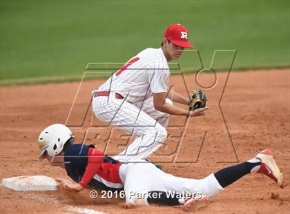 Thumbnail 1 in John Ehret @ Archbishop Rummel photogallery.